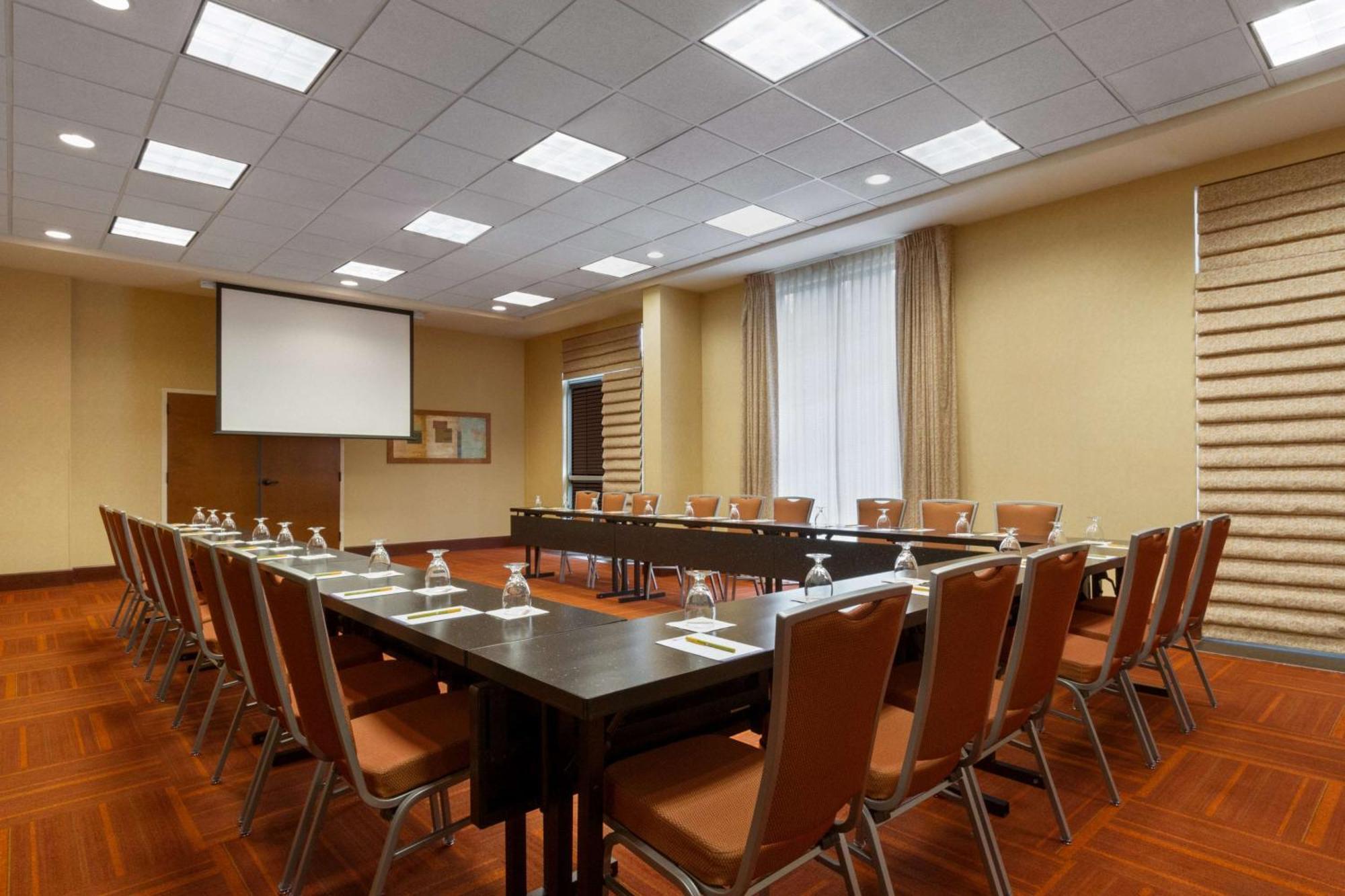 Hilton Garden Inn Atlanta Marietta Smyrna Exterior photo